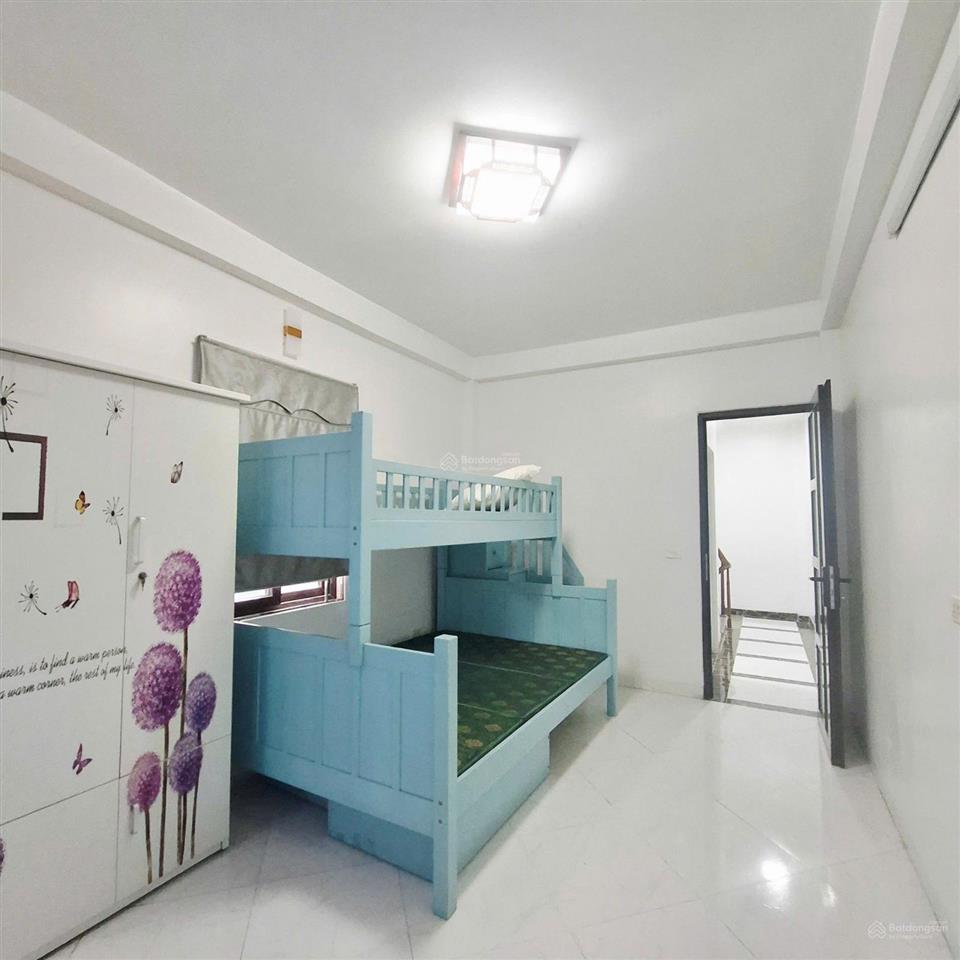 Nhà đẹp full nội thất phố thanh lân ngõ rộng gần ô tô 30m2 *5 tầng * 3 ngủ giá 6,3 tỷ