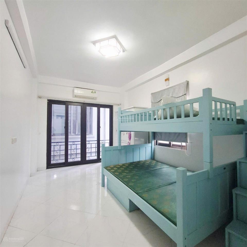 Nhà đẹp full nội thất phố thanh lân ngõ rộng gần ô tô 30m2 *5 tầng * 3 ngủ giá 6,3 tỷ
