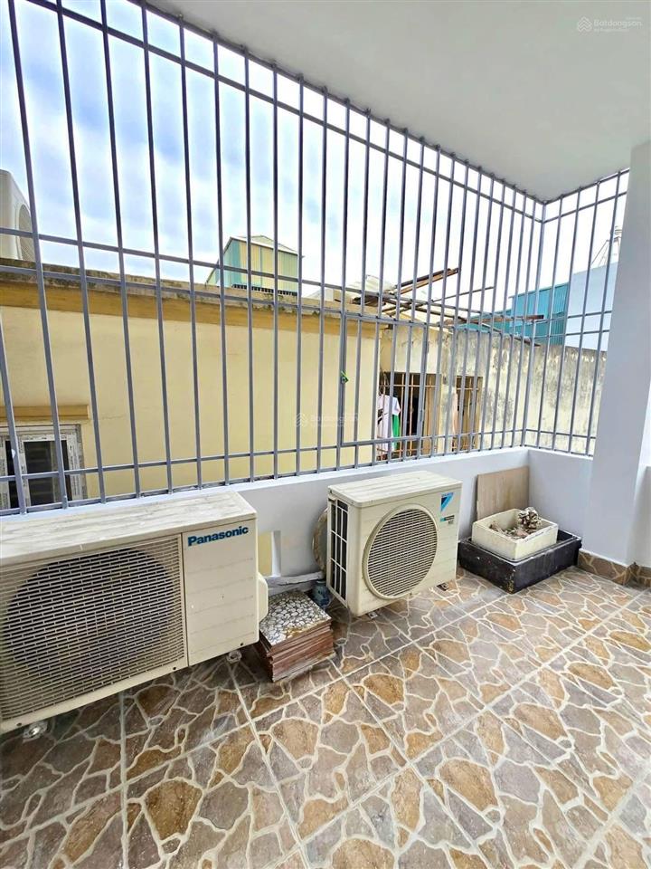 Bán nhà tân khai  vĩnh hưng full nội thất 30m2 * 5 tầng * 3 ngủ giá 6,8 tỷ