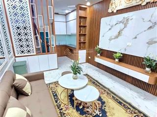 Bán nhà tân khai  vĩnh hưng full nội thất 30m2 * 5 tầng * 3 ngủ giá 6,8 tỷ