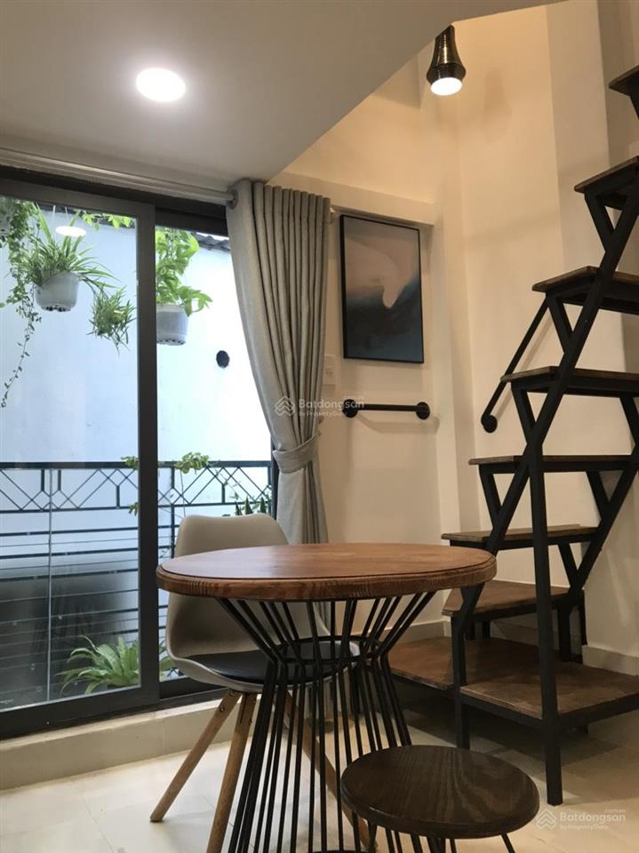 Phòng nhiều cửa sổ sáng đẹp sạch mới, giảm 1000k tháng 8, thẩm mỹ, khu an ninh, văn phòng cao cấp