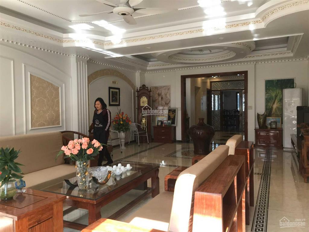 Cần tiền gấp gia đình bán căn vinhomes bến đoan có thang máy giá 10,2 tỷ.  0366 013 ***