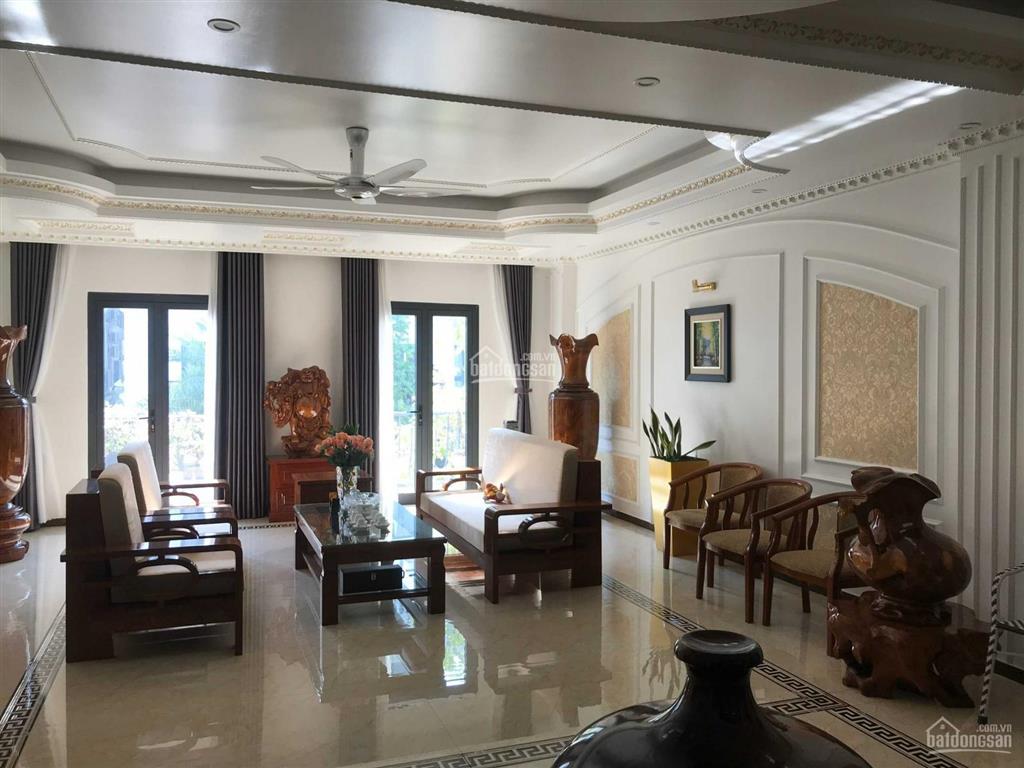 Cần tiền gấp gia đình bán căn vinhomes bến đoan có thang máy giá 10,2 tỷ.  0366 013 ***