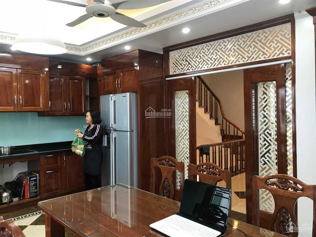 Cần tiền gấp gia đình bán căn vinhomes bến đoan có thang máy giá 10,2 tỷ.  0366 013 ***