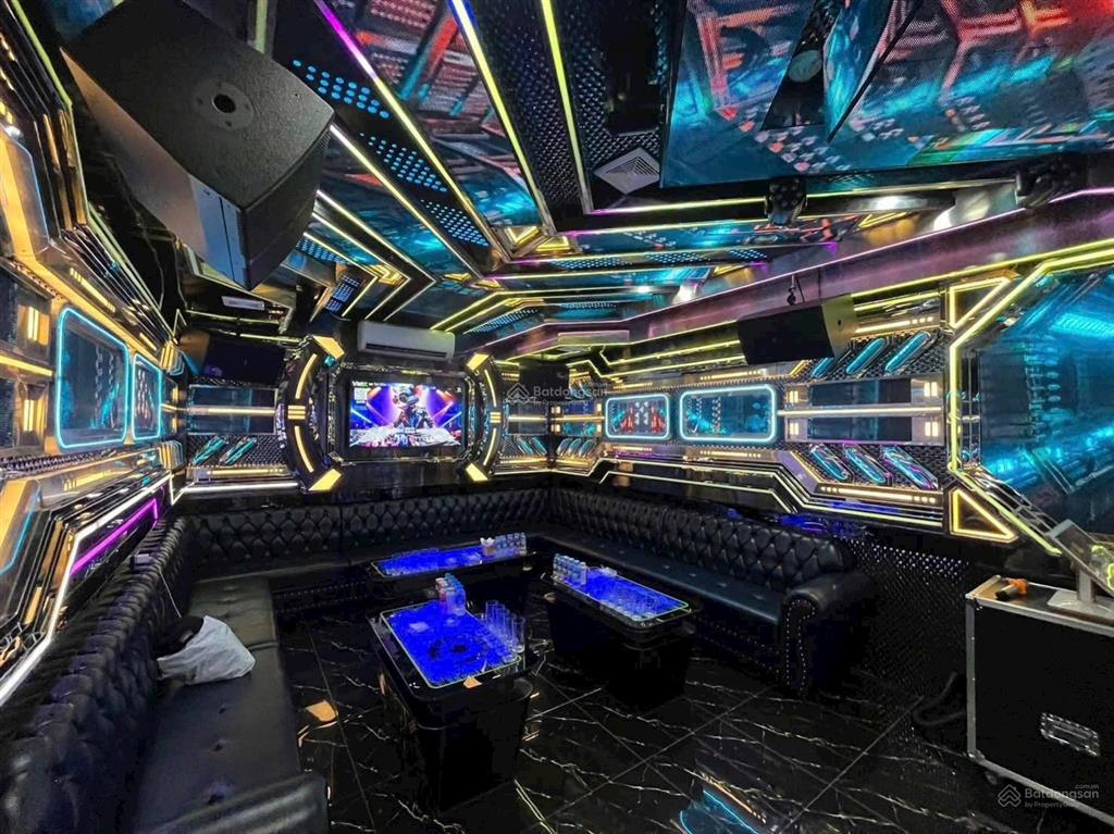 Mặt phố vip đống đa tài sản dòng tiền khủng gần 5 tỷ/năm