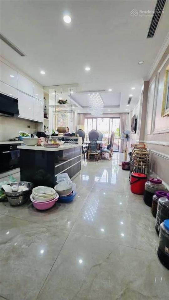 Nhà dân xây đẹp, thang máy, ô tô, kinh doanh trung tâm đống đa  kinh doanh