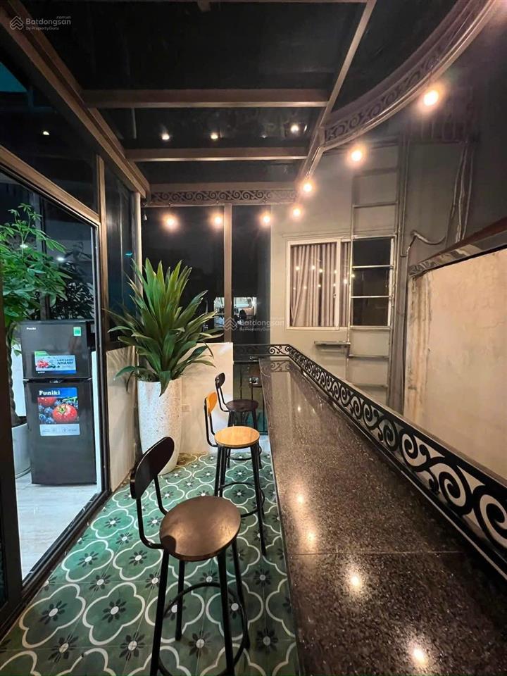 Nhà mới 6 tầng thang máy phân lô tây sơn full nội thất cao cấp