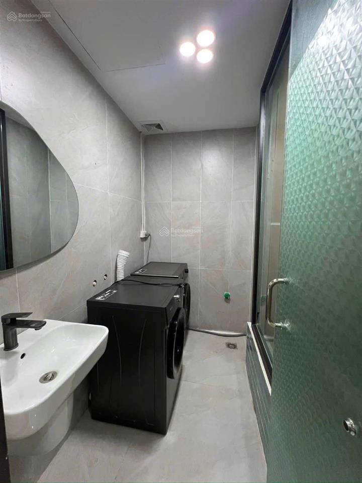 Nhà mới 6 tầng thang máy phân lô tây sơn full nội thất cao cấp