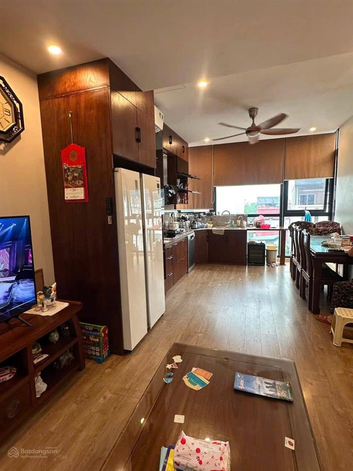 Bán nhà võ chí công, lạc long quân, ngõ ô tô tránh, vỉa hè 2 bên, kinh doanh đỉnh, 38m2 x 7 tầng