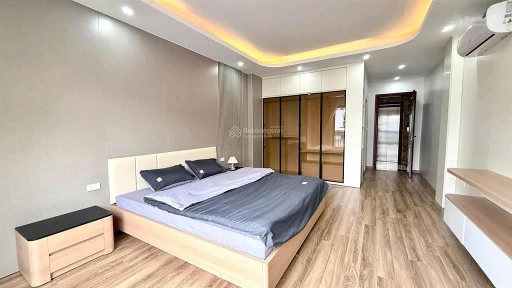 Yên hòa cầu giấy  50m2 7 tầng thang máy  ô tô vào nhà  ngõ thông kinh doanh  30m ra mặt phố