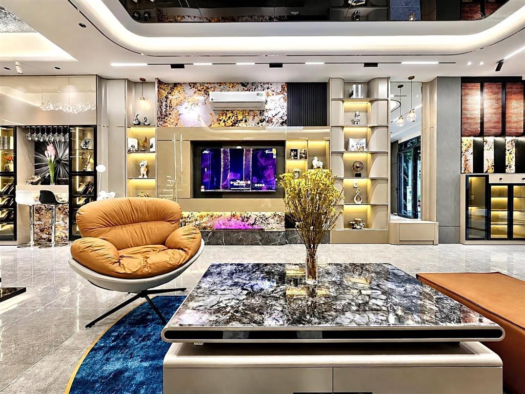 Phân lô quân đội lê trọng tấn 2 mặt ngõ ô tô gara ô tô nội thất gỗ lim cao cấp dt 70m