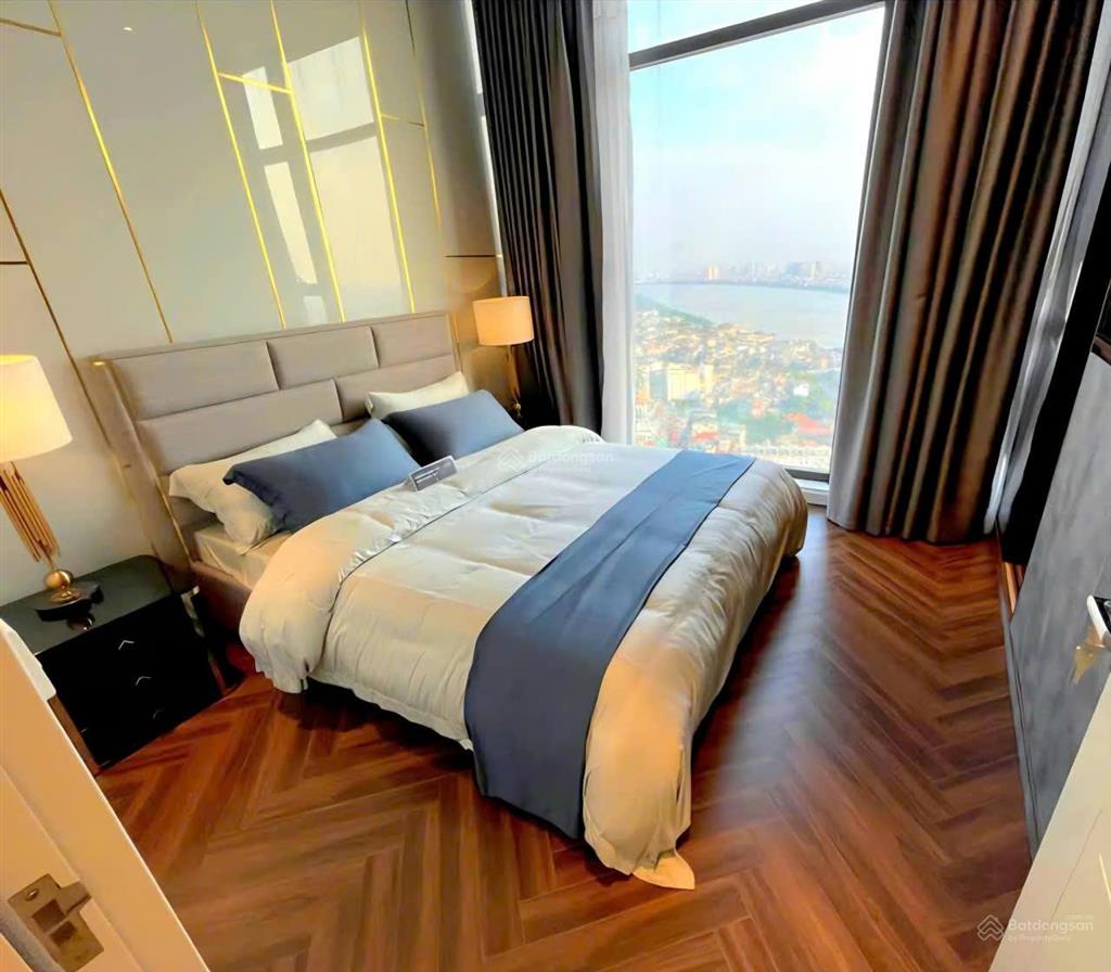 Penthouse mipec riverside 226.8m², 4pn, 2 tầng, phòng nào cũng view sông hồng, sở hữu lâu dài