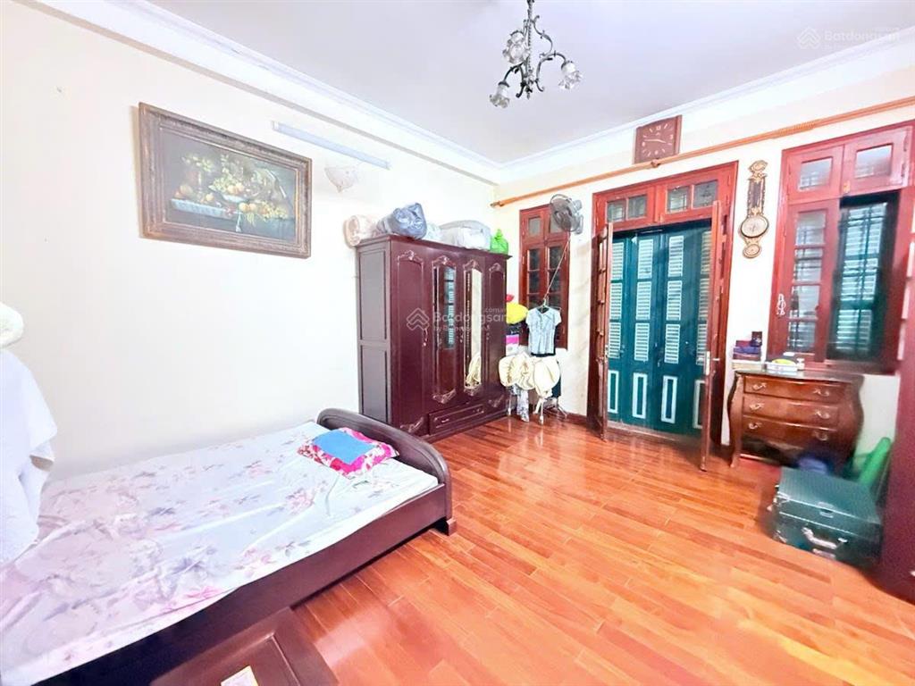 Chính chủ bán nhà nguyễn khang 71m², 5 tầng, mặt tiền 6.02m, ô tô tránh, gara 7 chỗ, 3 mặt thoáng