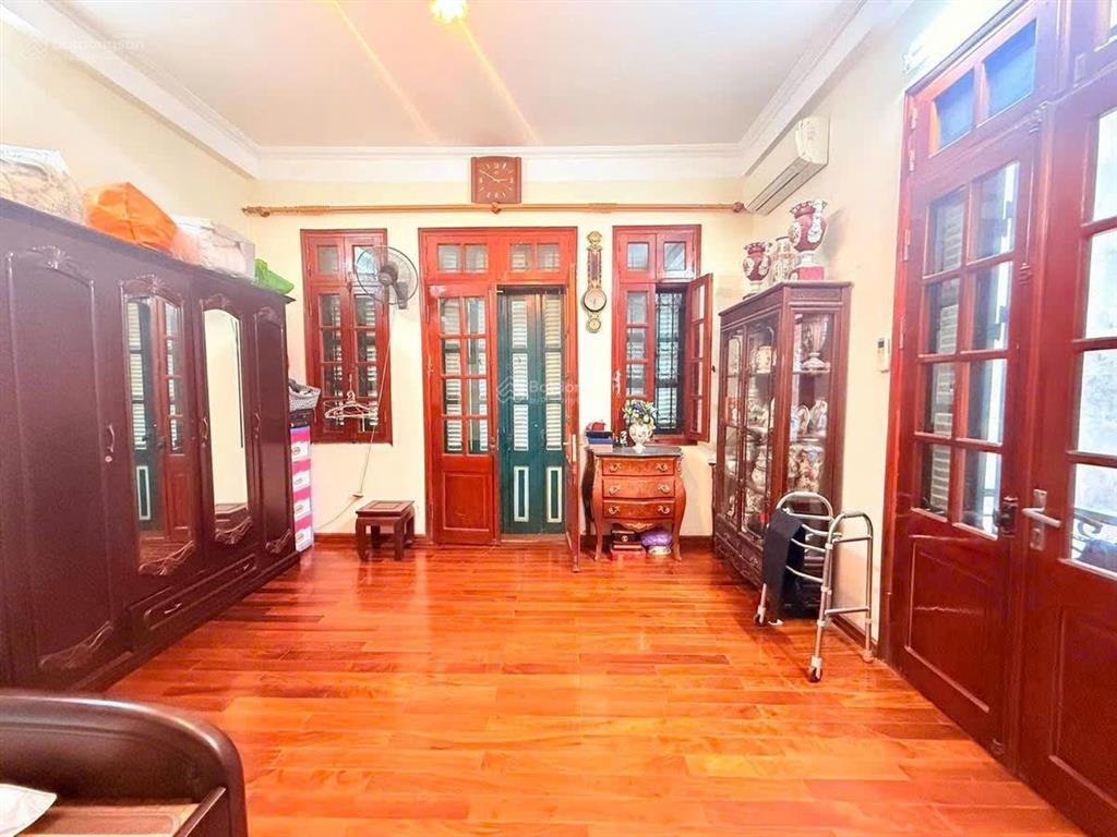 Chính chủ bán nhà nguyễn khang 71m², 5 tầng, mặt tiền 6.02m, ô tô tránh, gara 7 chỗ, 3 mặt thoáng