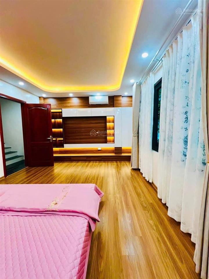 Phố phan kế bính 43m2 5 tầng, mt 5.3m lô góc 3 thoáng, nhà mới full nội thất 10m ra phố ô tô tránh