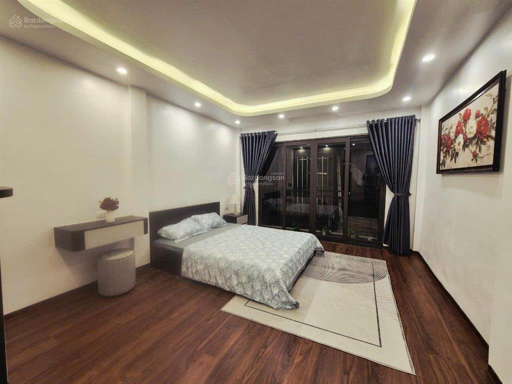 Bán nhà đào tấn 60m2 6 tầng, mt 5,7m lô góc ô tô tránh, thang máy gara sát lotte center ba đình