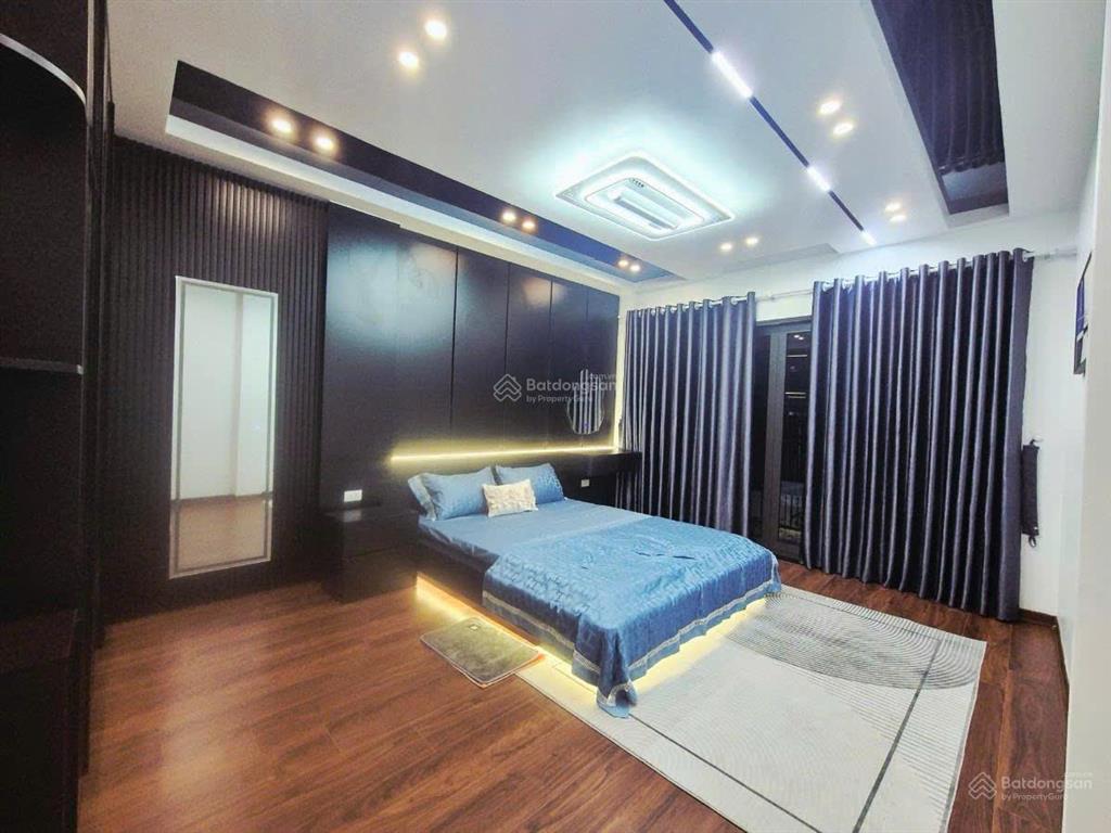 Bán nhà đào tấn 60m2 6 tầng, mt 5,7m lô góc ô tô tránh, thang máy gara sát lotte center ba đình