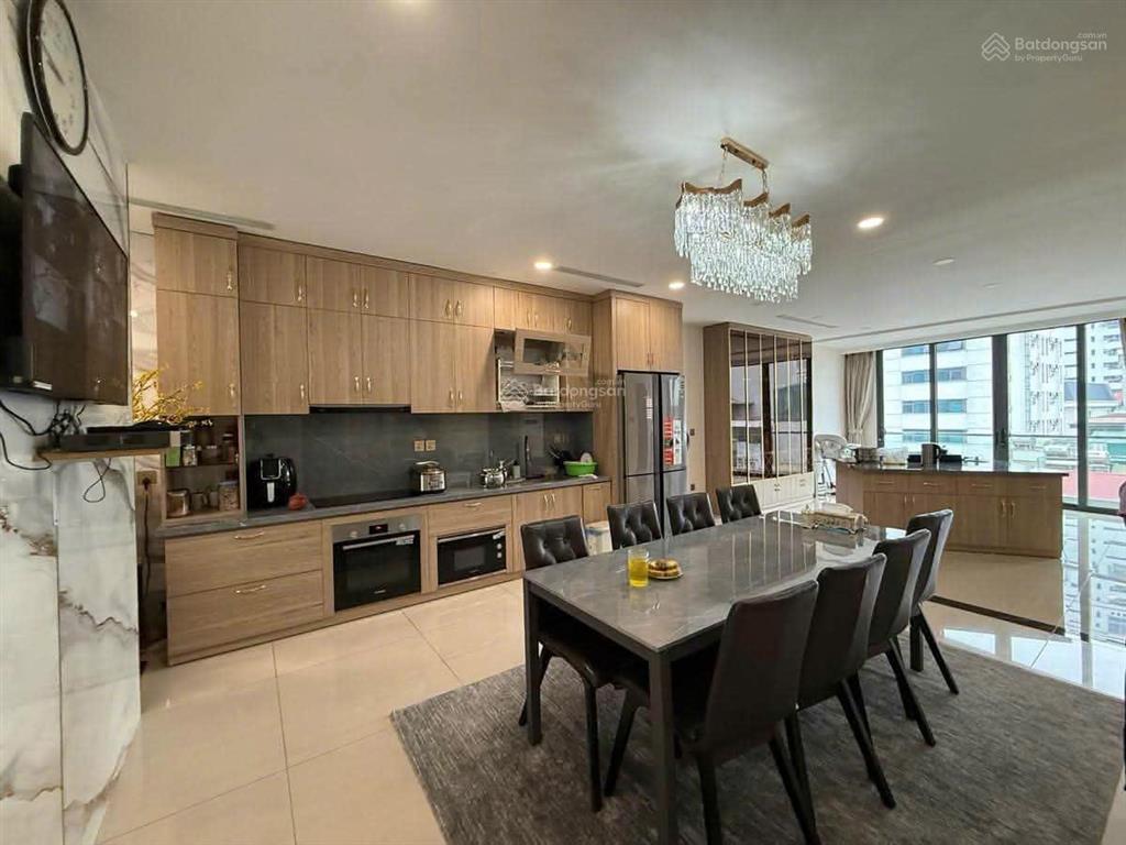 Mặt phố 9 tầng 147m² xã đàn, đống đa có thang máy, 2 mặt tiền, vỉa hè rộng, kinh doanh đỉnh