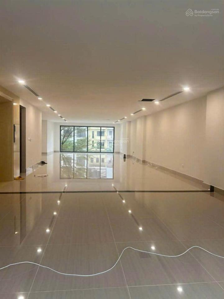 Mặt phố 9 tầng 147m² xã đàn, đống đa có thang máy, 2 mặt tiền, vỉa hè rộng, kinh doanh đỉnh