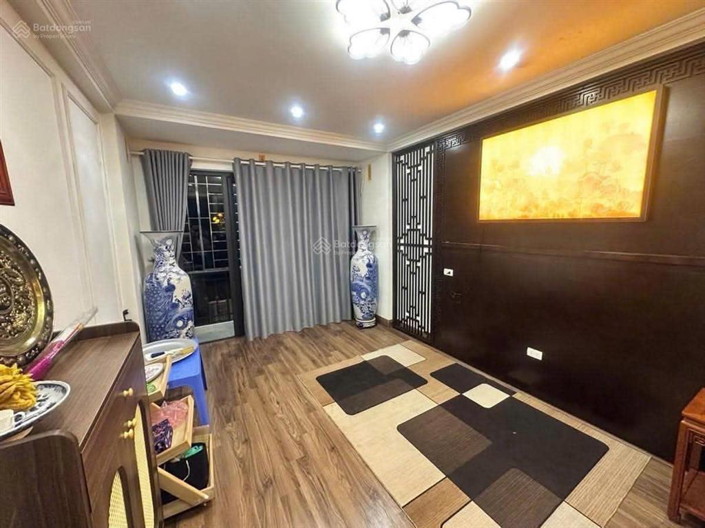 Chính chủ bán nhà tập thể văn chương 46m², 6 tầng thang máy, ô tô tránh, vị trí siêu đỉnh