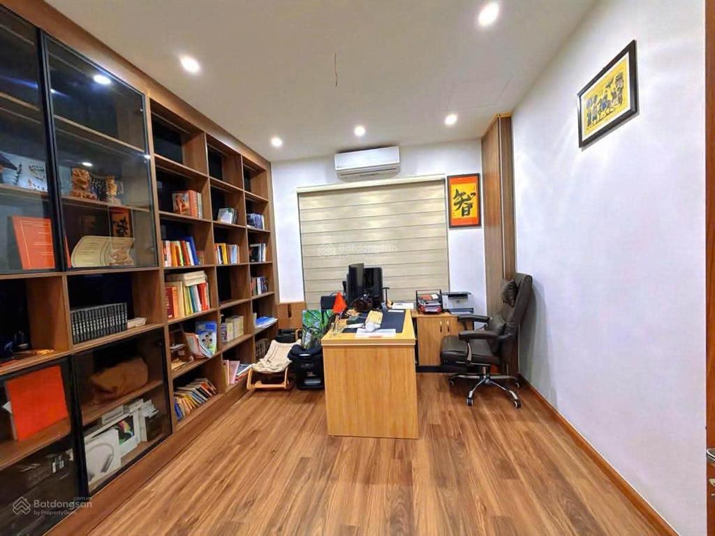 Chính chủ bán nhà tập thể văn chương 46m², 6 tầng thang máy, ô tô tránh, vị trí siêu đỉnh