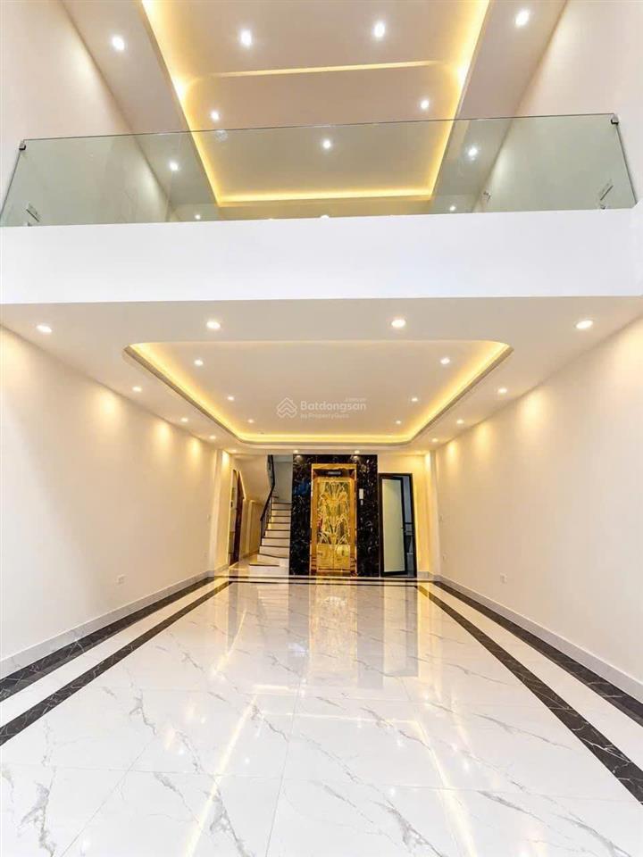 Bán nhà thái hà 53 m², 9 tầng thang máy, mặt tiền 5,3 m, ô tô tránh, vỉa hè hai bên
