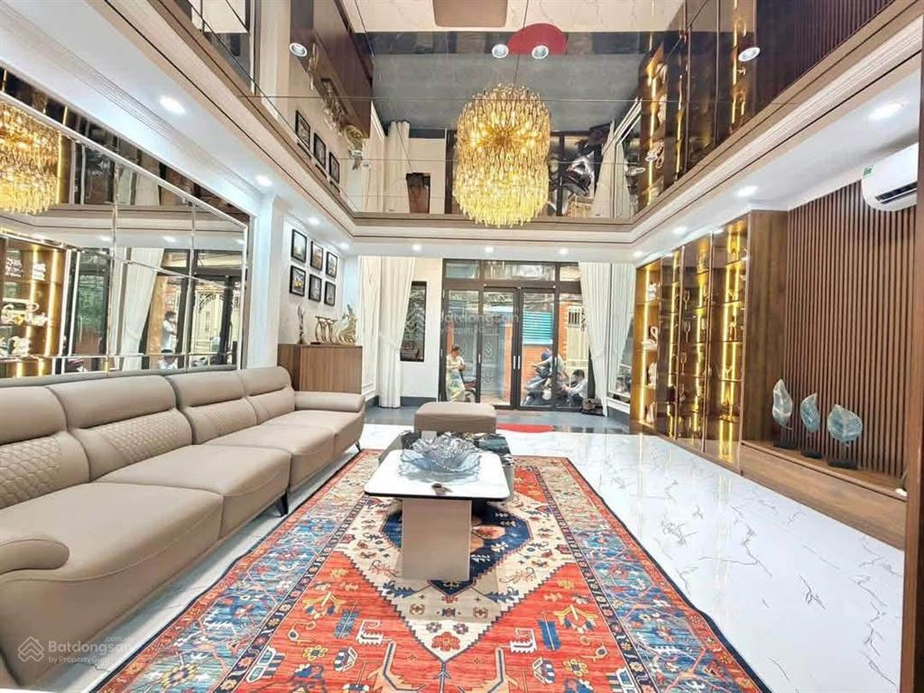 Bán nhà la thành, đống đa 58m, 6 tầng thang máy, nội thất sang trọng
