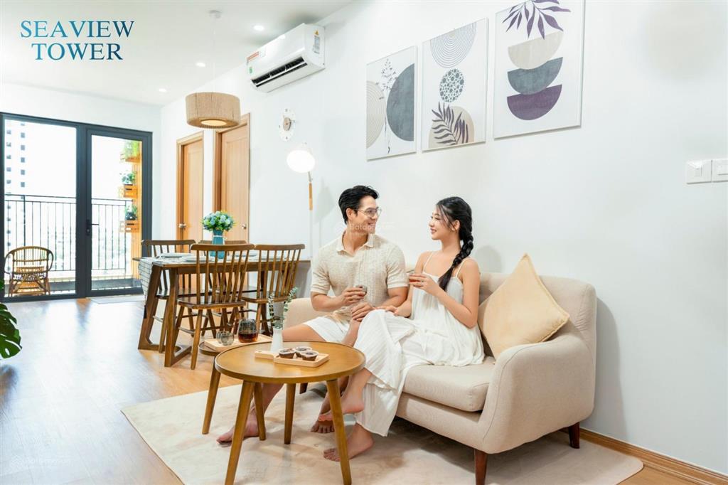 Tòa ct1  bán căn thương mại 2 pn view biển và thành phố tầng cao đã có sổ