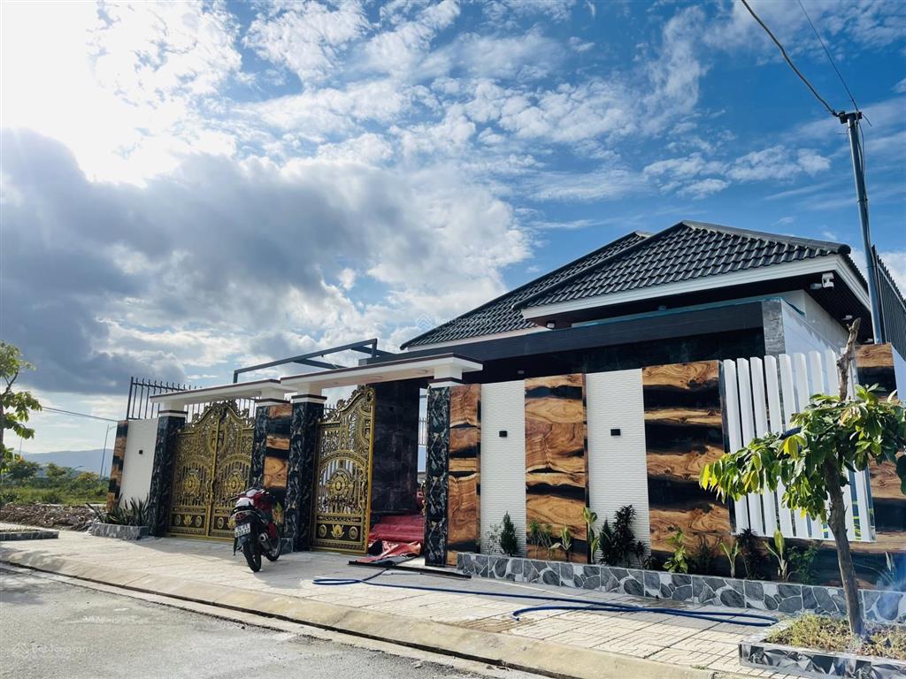 Hàng vip  chào bán lô biệt thự khu đô thị bàu tràm  nằm cạnh cụm chung cư the ori garden.