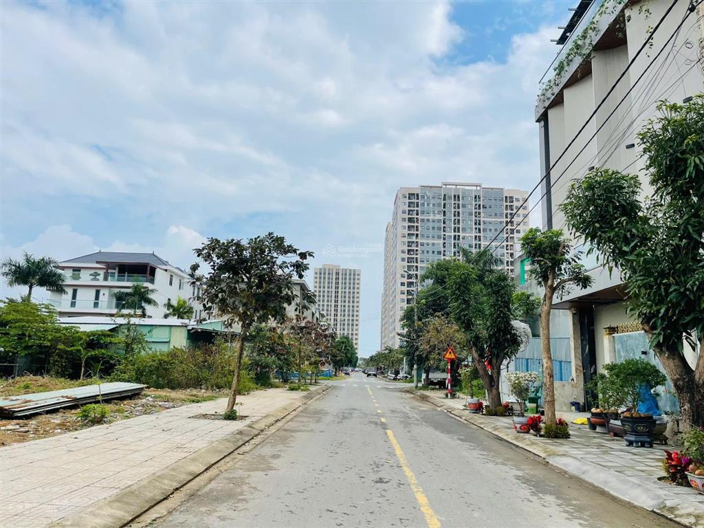Hàng vip  chào bán lô biệt thự khu đô thị bàu tràm  nằm cạnh cụm chung cư the ori garden.