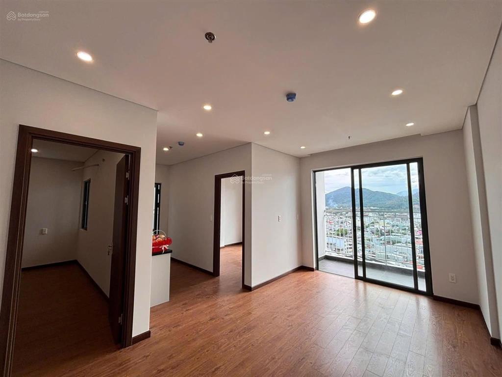 Cho thuê căn hộ mia center point ngay đường nguyễn sinh sắc, cạnh biển nguyễn tất thành