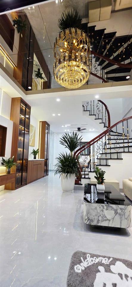 Nhà hai mặt thoáng phố định công thượng trần hoà 40m*4tầng ngõ nông full nội thất cao cấp