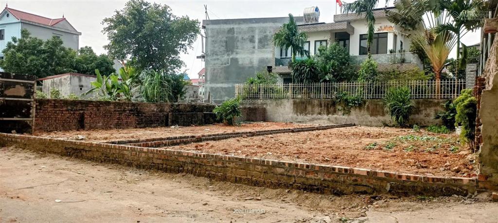 Chính chủ cần bán 108m² đất đẹp xuân bách ngõ ô tô  giá tốt