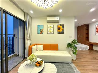 Chính chủ gửi bán căn 3n + diện tích 94,5m2, tòa s303 tầng trung đẹp, full nội thất.  0976 912 ***