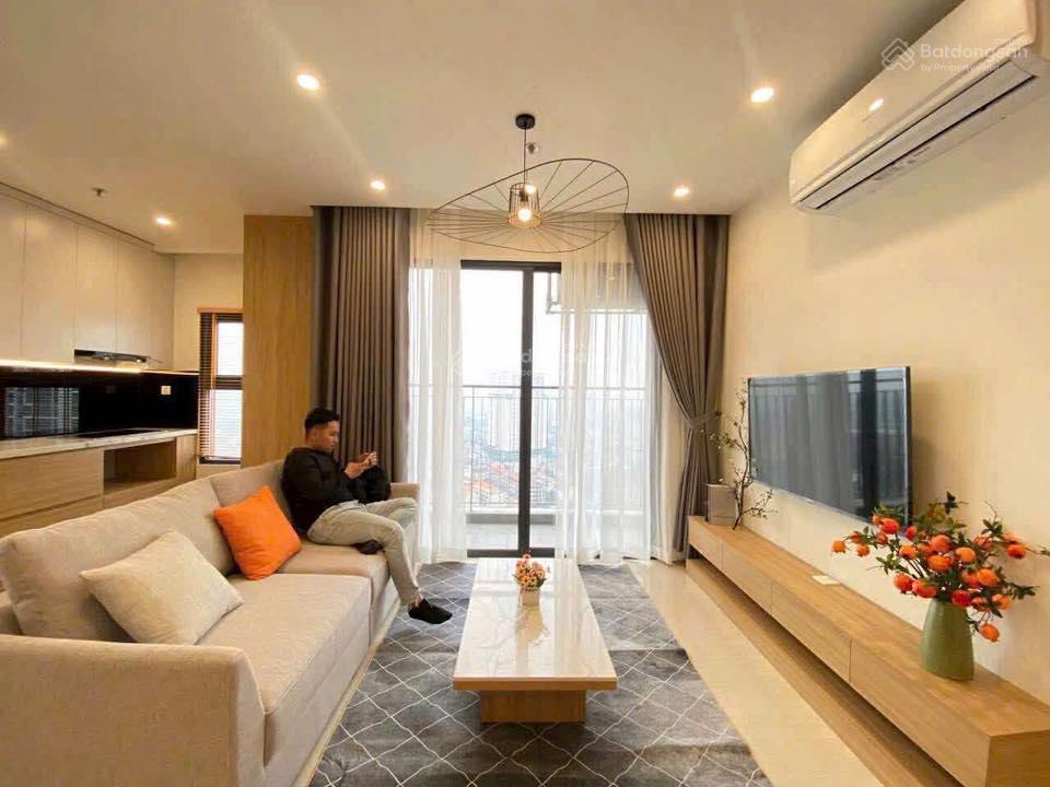 Chính chủ gửi bán căn 1n+ diện tích 50m2 khu tonkin tầng trung nội thất cơ bản. 0976 912 ***