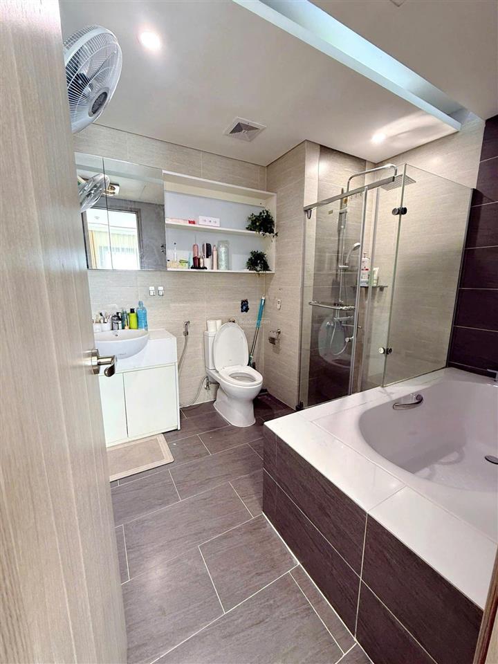 Bán gấp căn 1pn+ tòa imperia diện tích 43m full nội thất, hướng mát, giá 3,5 tỷ có thương lượng