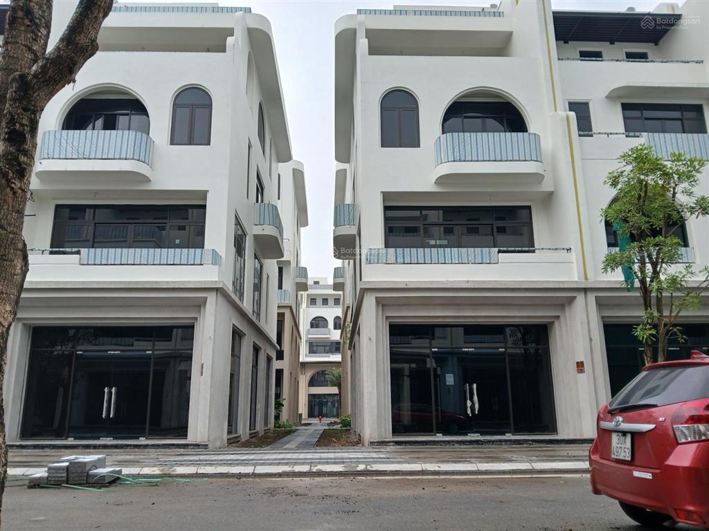 Siêu phẩm đầu tư liền kề căn xẻ khe duy nhất tại vaquarius  120m2, mặt tiền 8m  sổ đỏ chính chủ