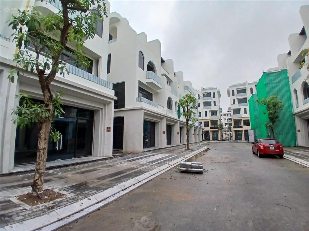 Siêu phẩm đầu tư liền kề căn xẻ khe duy nhất tại vaquarius  120m2, mặt tiền 8m  sổ đỏ chính chủ