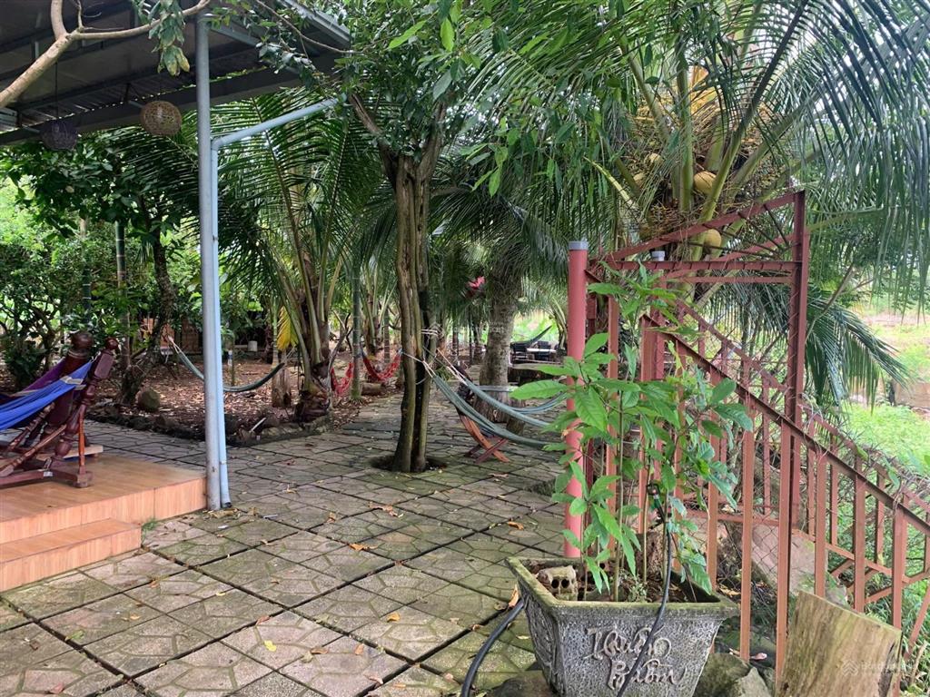 Gia đình đi mỹ định cư cần bán nhà giáp hồ trị an giá hạ từ 18 tỷ xuống 15 tỷ bán trong tuần