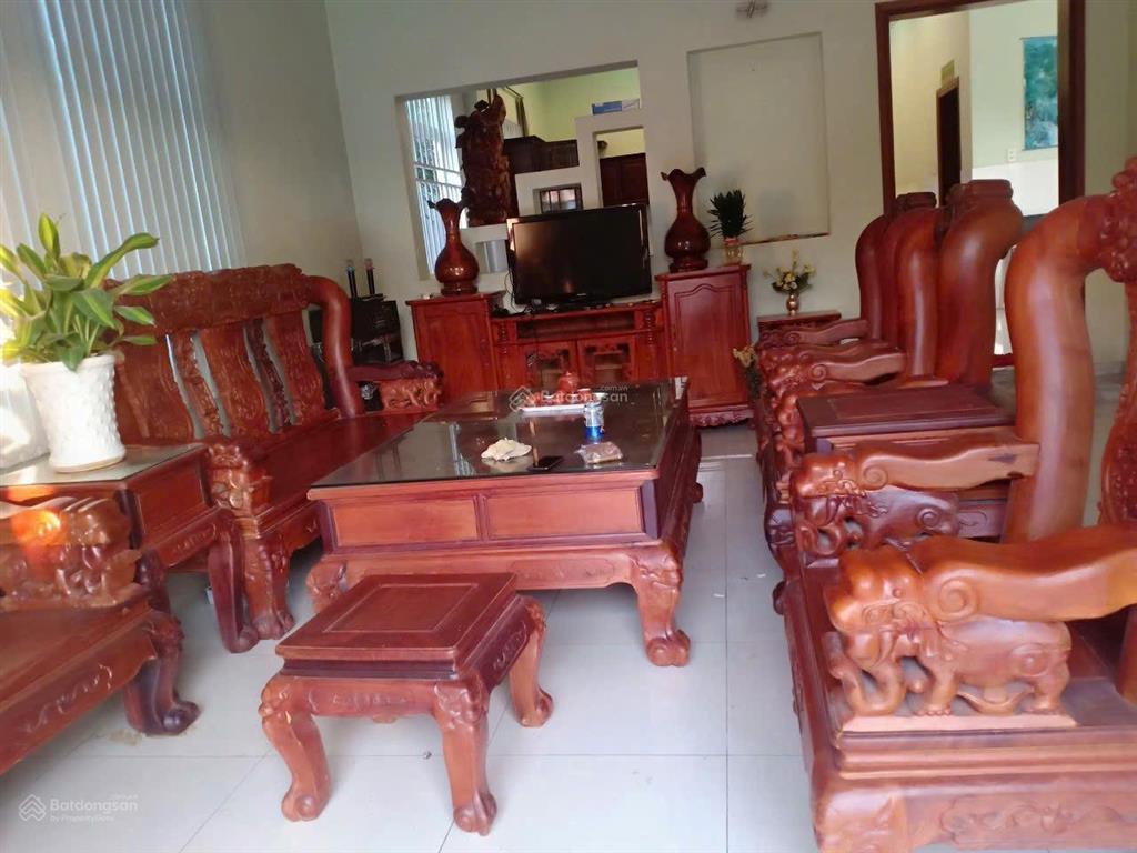 Gia đình cần bán căn nhà đang vay ngân hàng ngay trung tâm long thành giá cần bán gấp