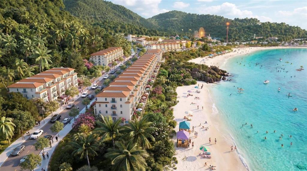 Biệt thự đơn lập sườn đồi, tựa núi hướng biển, nằm trên vịnh đèo hải vân quỹ độc quyền giá 15 tỷ