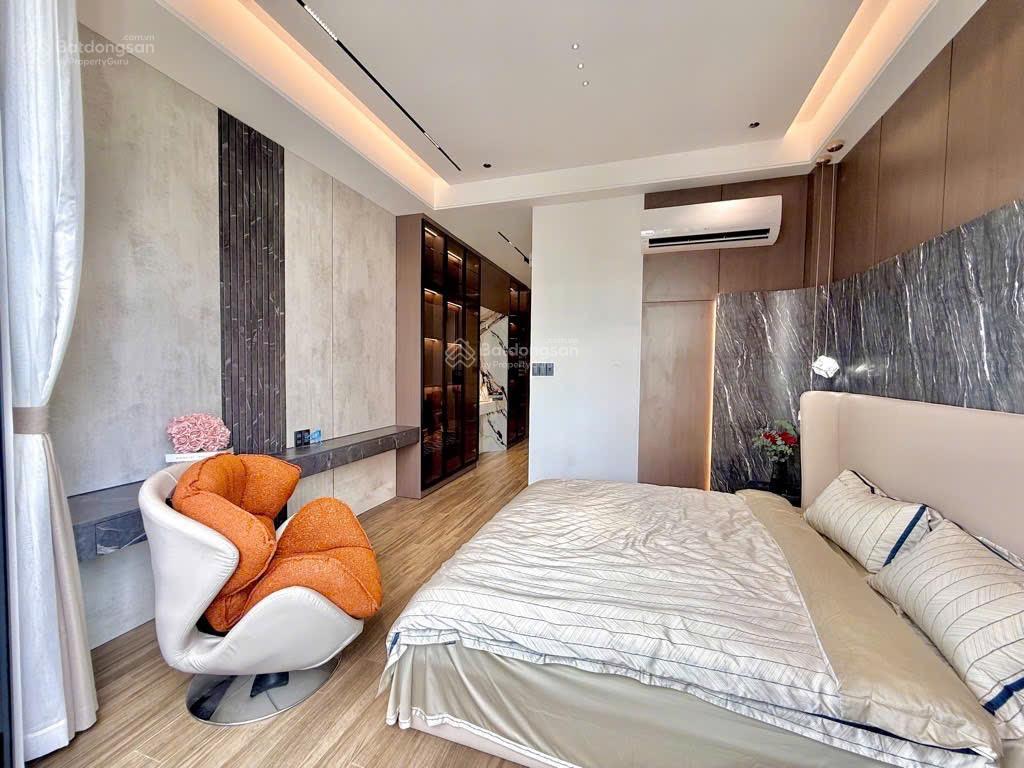 Nhà hẻm xe hơi  hồ biểu chánh phú nhuận  50m2 (4 x12,5)  4 tầng  chỉ 7,6 tỷ.