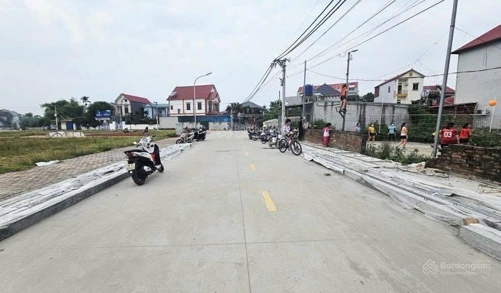 Đất đấu giá đông laiquang tiến sóc sơn dt180m mặt tiền rộng giá rẻ nhất để bạn quan tâm .