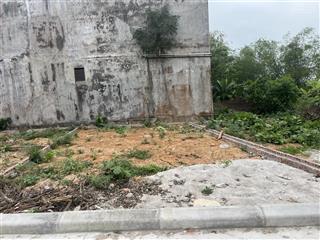 Chỉ 2tỷ700tr bạn được sở hữu 80m full đất đông xuân vị trí cực đẹp .đây là cơ hội vàng cho bạn.