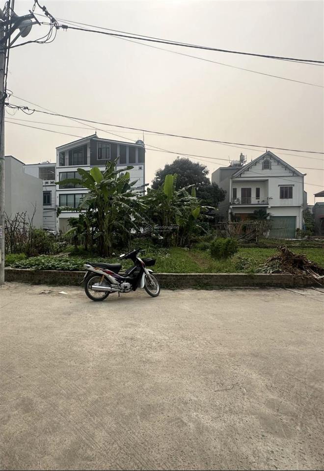 Bán 98m mt8m giá 3tỷ250tr .lô đất đẹp ngay trục chính kinh doanh đông lai quang tiến sóc sơn .