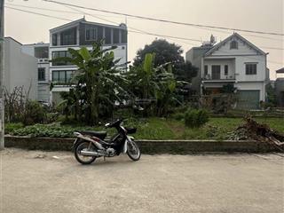 Bán 98m mt8m giá 3tỷ250tr .lô đất đẹp ngay trục chính kinh doanh đông lai quang tiến sóc sơn .