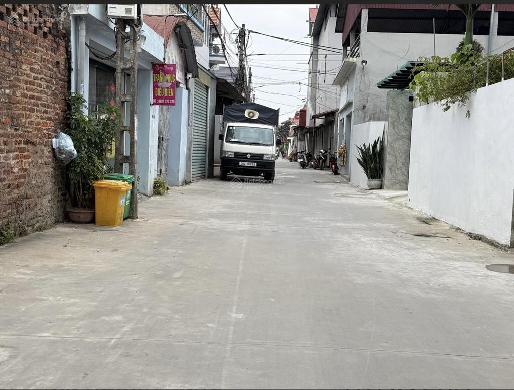 Bán 98m mt8m giá 3tỷ250tr .lô đất đẹp ngay trục chính kinh doanh đông lai quang tiến sóc sơn .