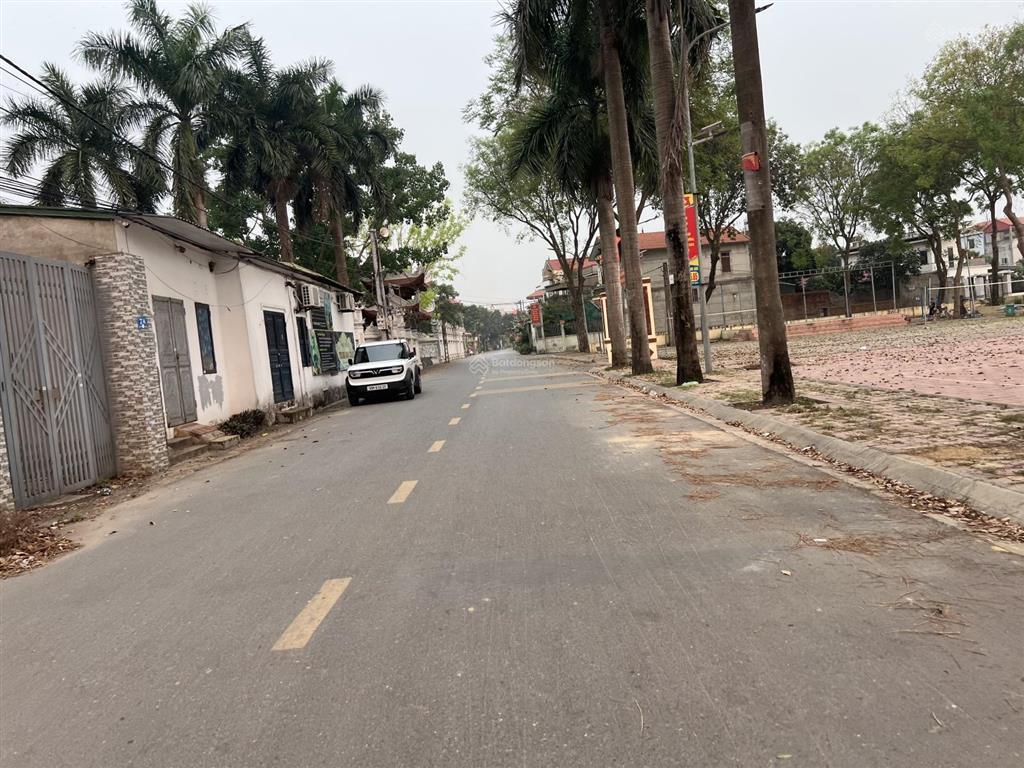 Trục chính kinh doanh dt112m full. mai nội mai đình sóc sơn .giá đầu tư