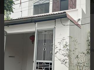 Nhà 2tầng sẵn ở mới ,dt85m full đường thông rộng.giá 3,3tỷ có thượng lượng đồng chầm tiên dược.