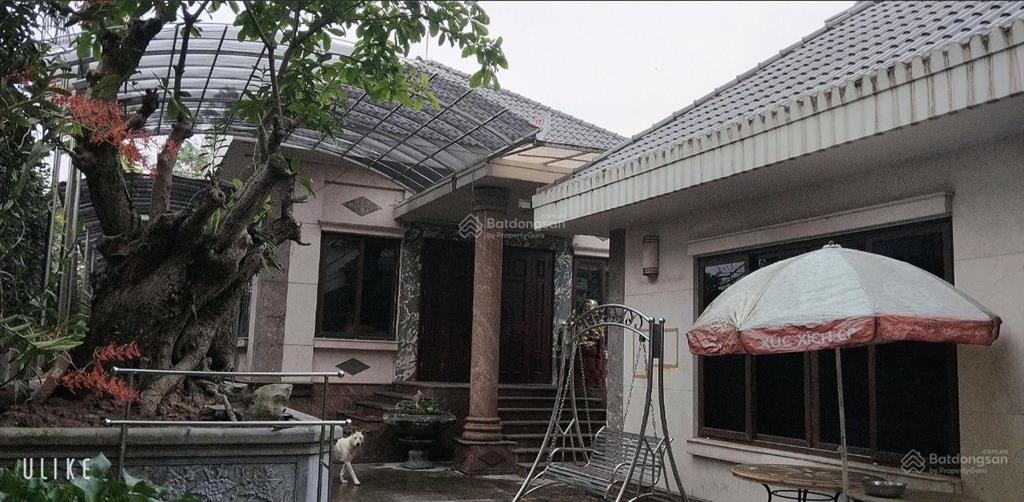 Bán căn biệt thự nhà vườn phù linh sóc sơn dt1000m mt17m giá18,5tr/1m